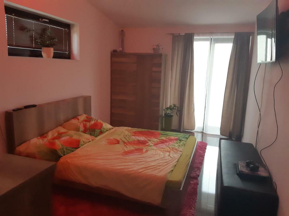 Apartment Pharamis Bešeňová Exterior foto
